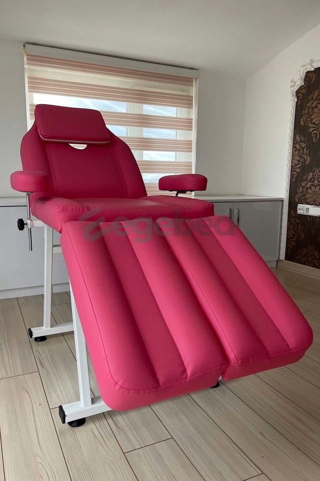 Oynar Ayaklı Cilt Bakım Yatağı - Pembe